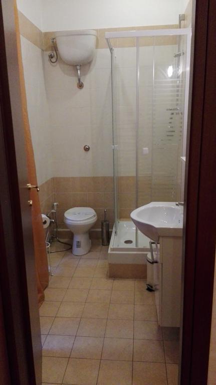 Готель Residenza Laterano Рим Номер фото
